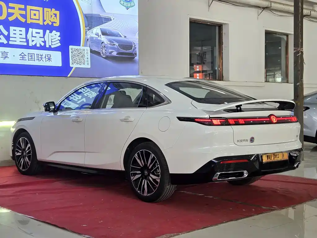 Changan Eado 2025 — фото 4