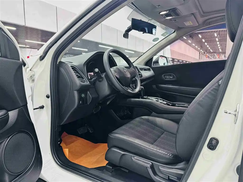 Honda Vezel 2017 — фото 15