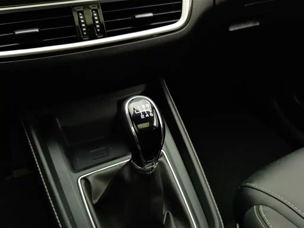 BYD MAX 2021 — фото 13