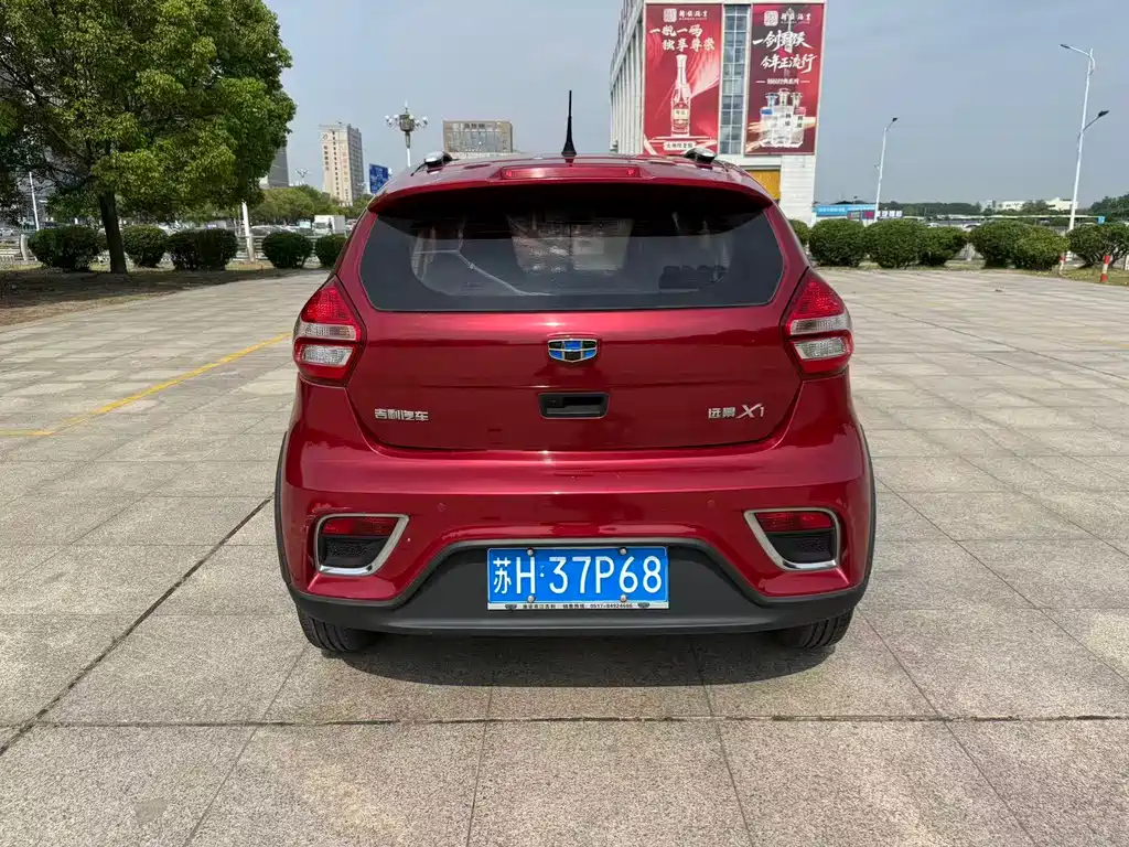 Geely Vision X1 2018 — фото 8