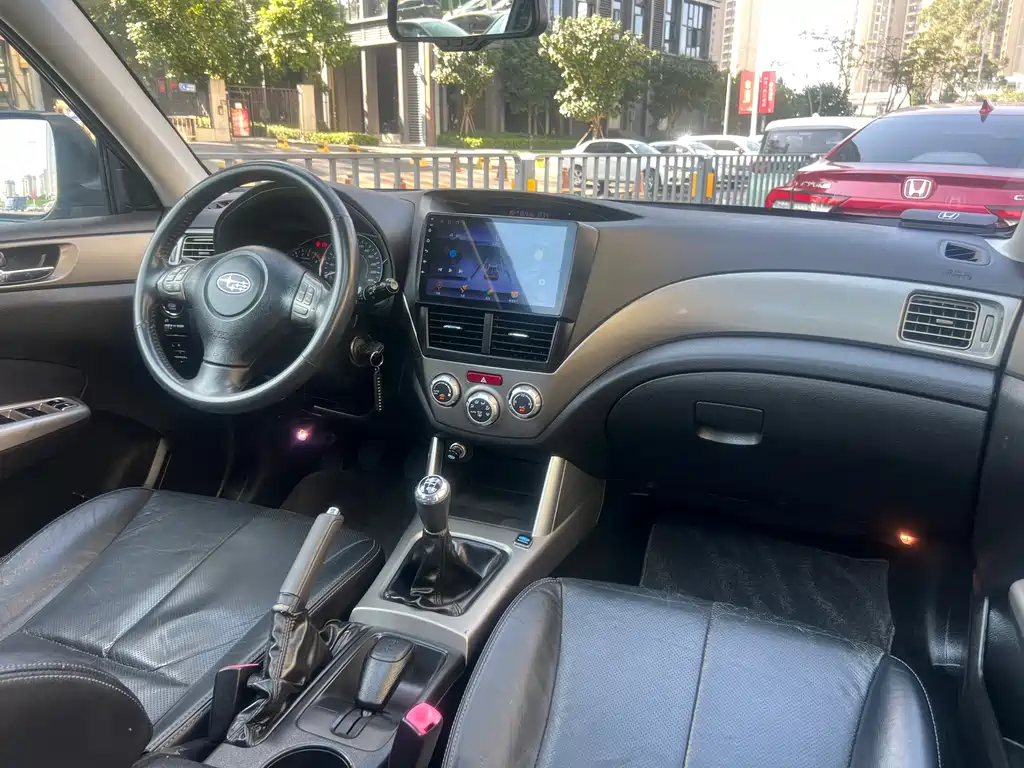 Subaru Forester 2010 — фото 24