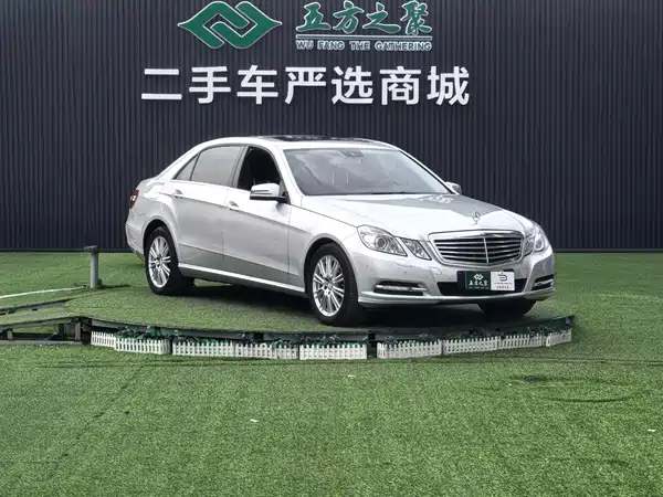 Mercedes-Benz E-Class 2012