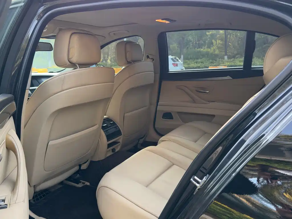 BMW 5 Series 2012