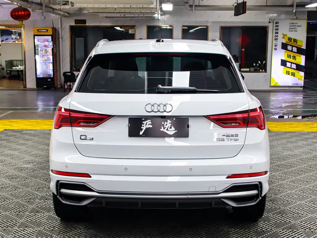 Audi Q3 2023 — фото 22
