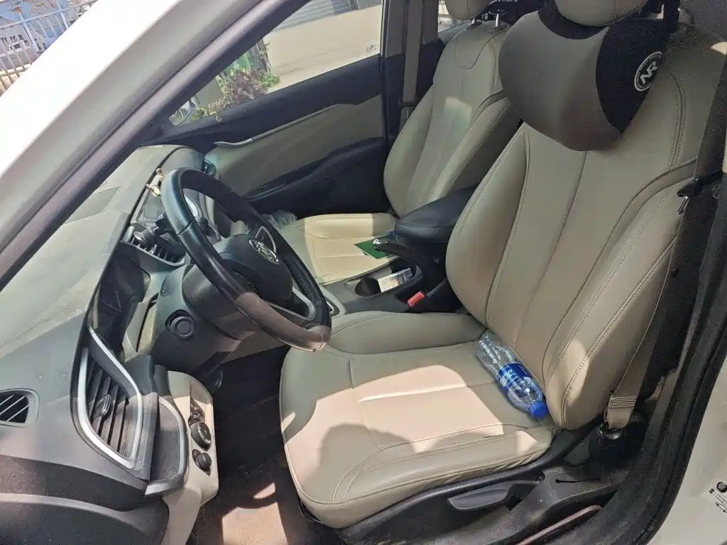 Buick Excelle 2018 — фото 11