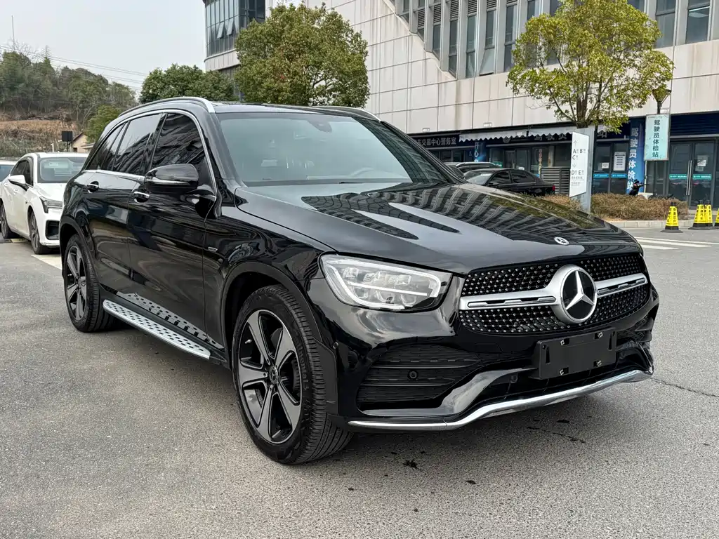 Mercedes-Benz GLC 2023 — фото 2