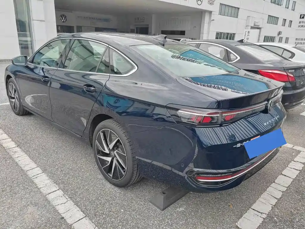Volkswagen Magotan 2024