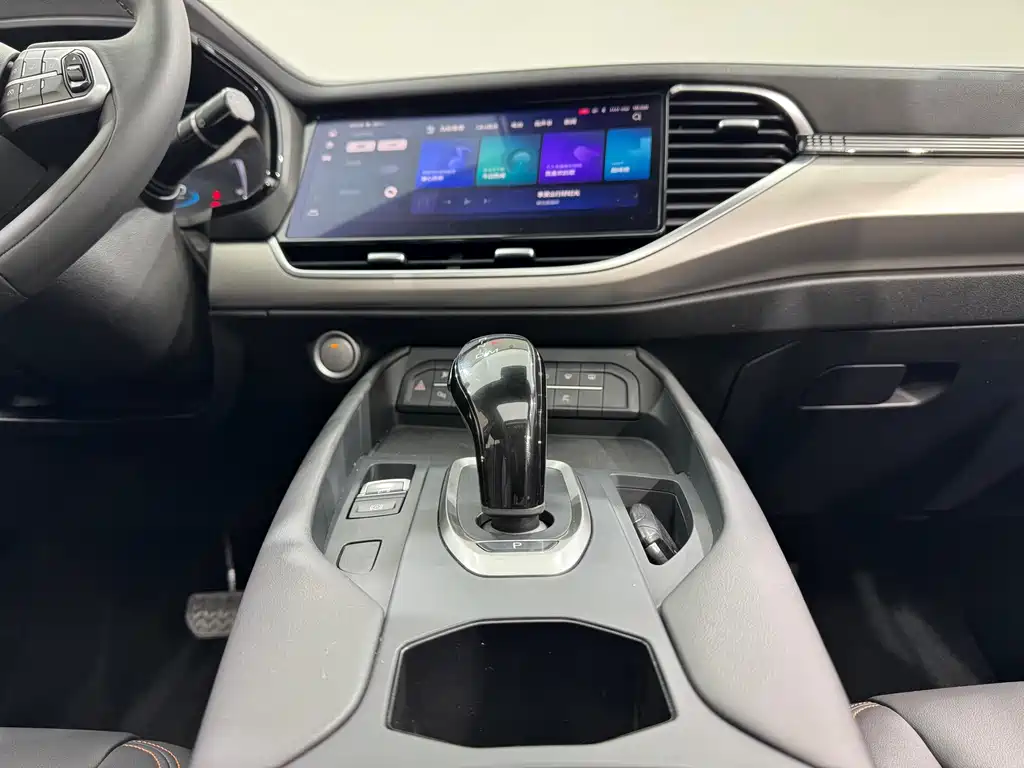 Haval F7 2020 — фото 28