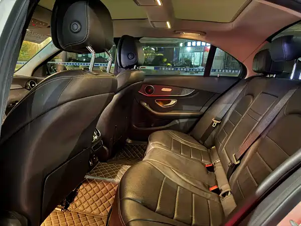 Mercedes-Benz C-Class 2020
