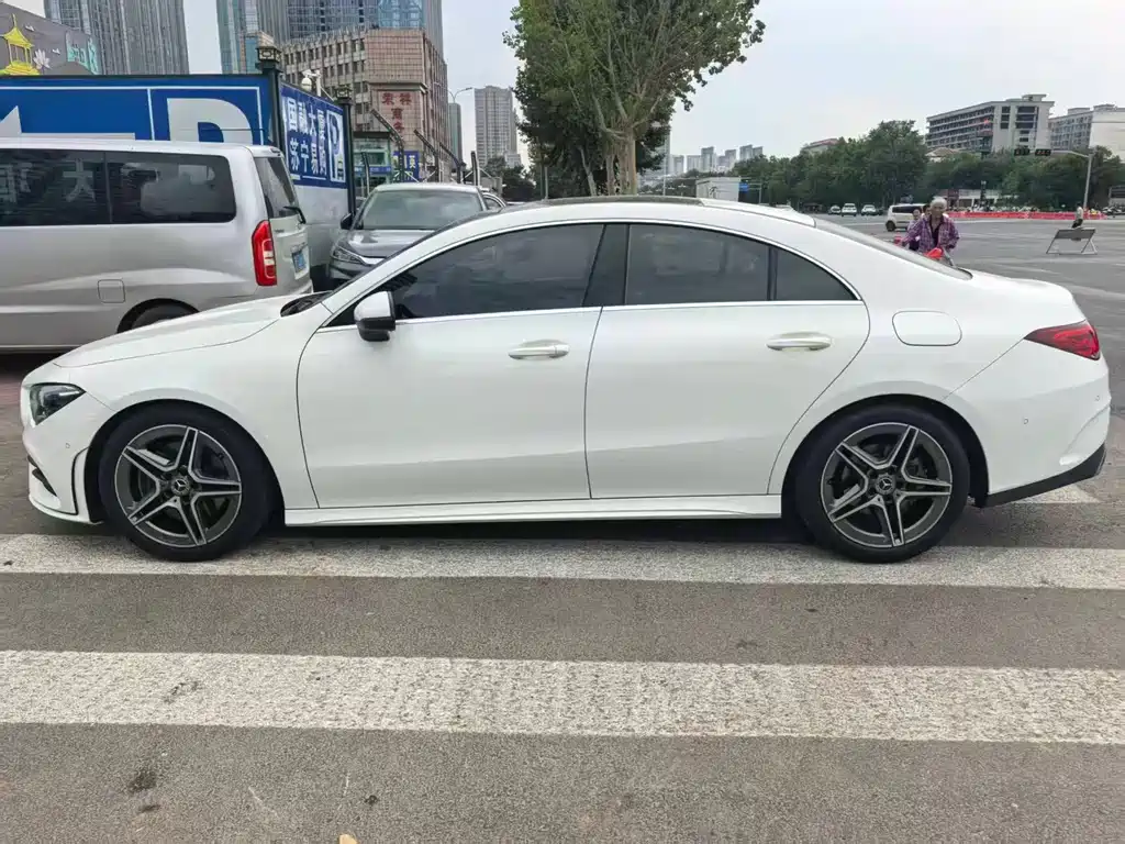Mercedes-Benz CLA 2020 — фото 3