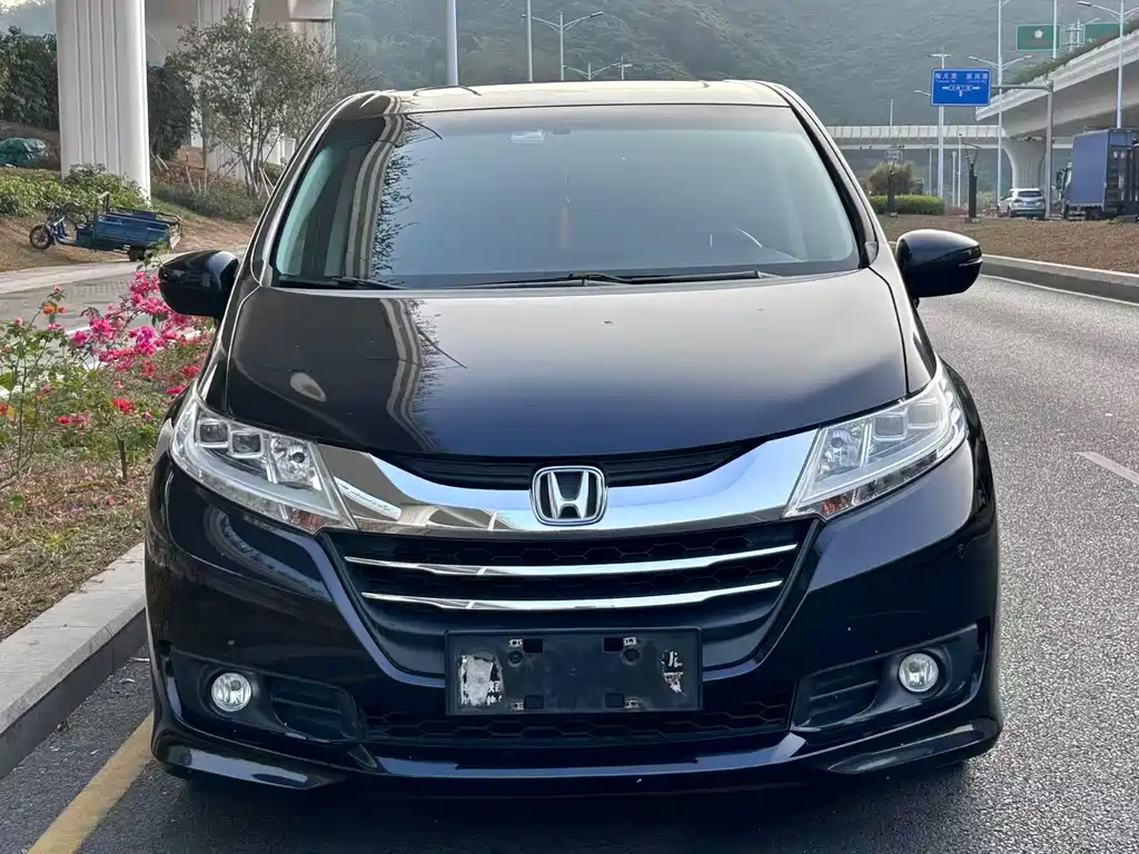 Honda Odyssey 2017 — фото 4
