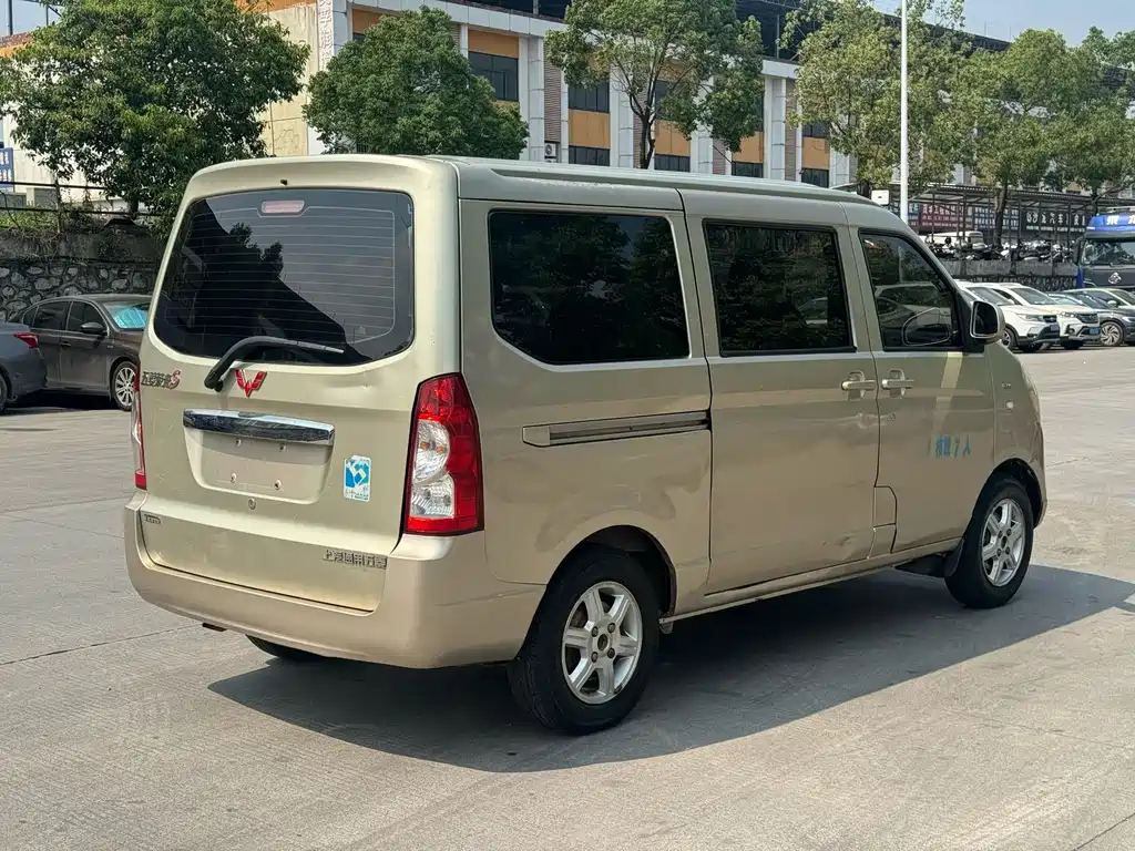 Wuling Rongguang 2016 — фото 7
