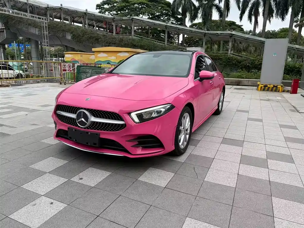 Mercedes-Benz A-Class 2019 — фото 1
