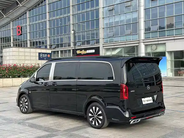 Mercedes-Benz Vito 2023
