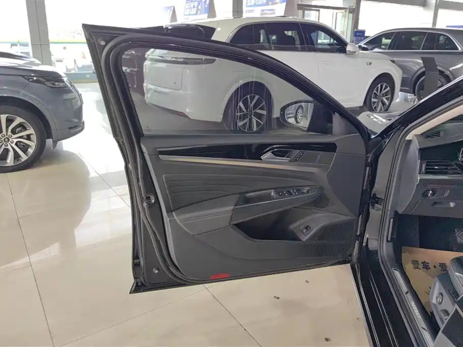 Volkswagen Passat 2023