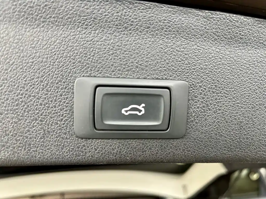 Audi Q5 2018 — фото 24