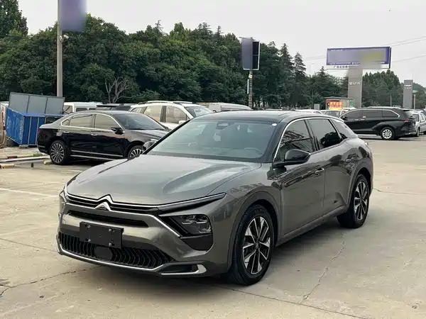Citroën Versailles C5 X 2022