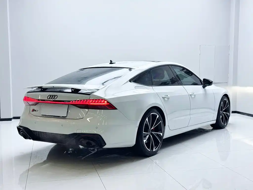 Audi A7 2022 — фото 8