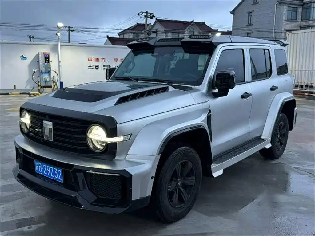 Tank 300 2025