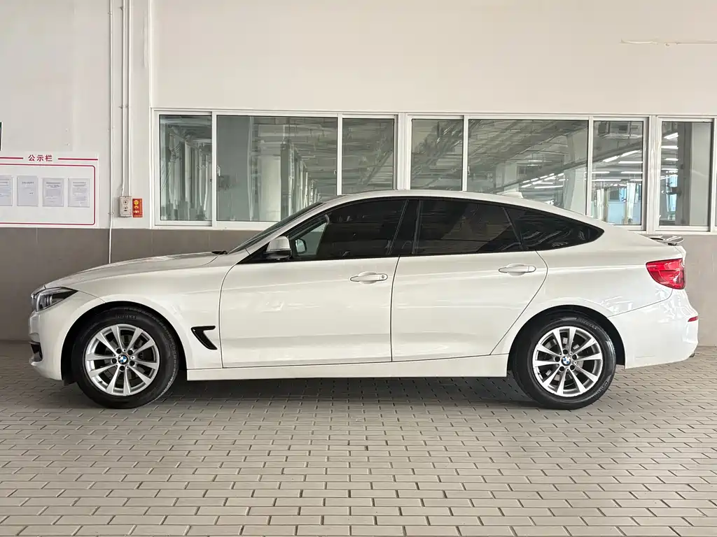 BMW 3 Series GT 2017 — фото 5