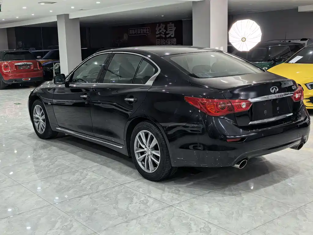 Infiniti Q50L 2015 — фото 5