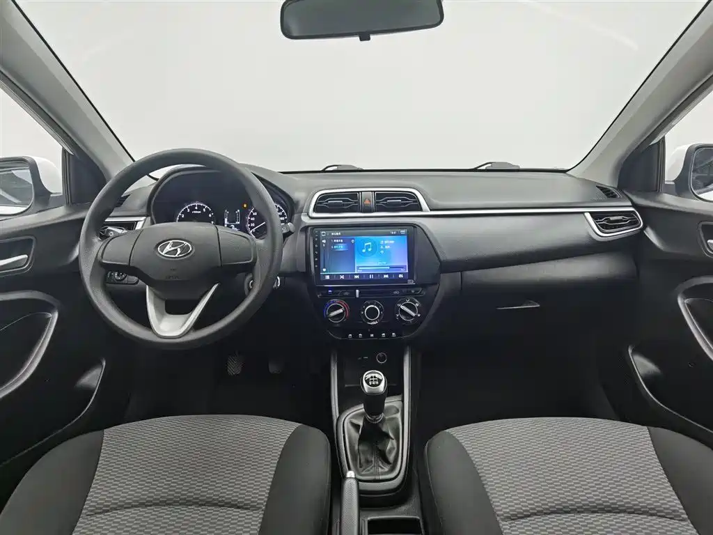 Hyundai Verna 2019 — фото 5