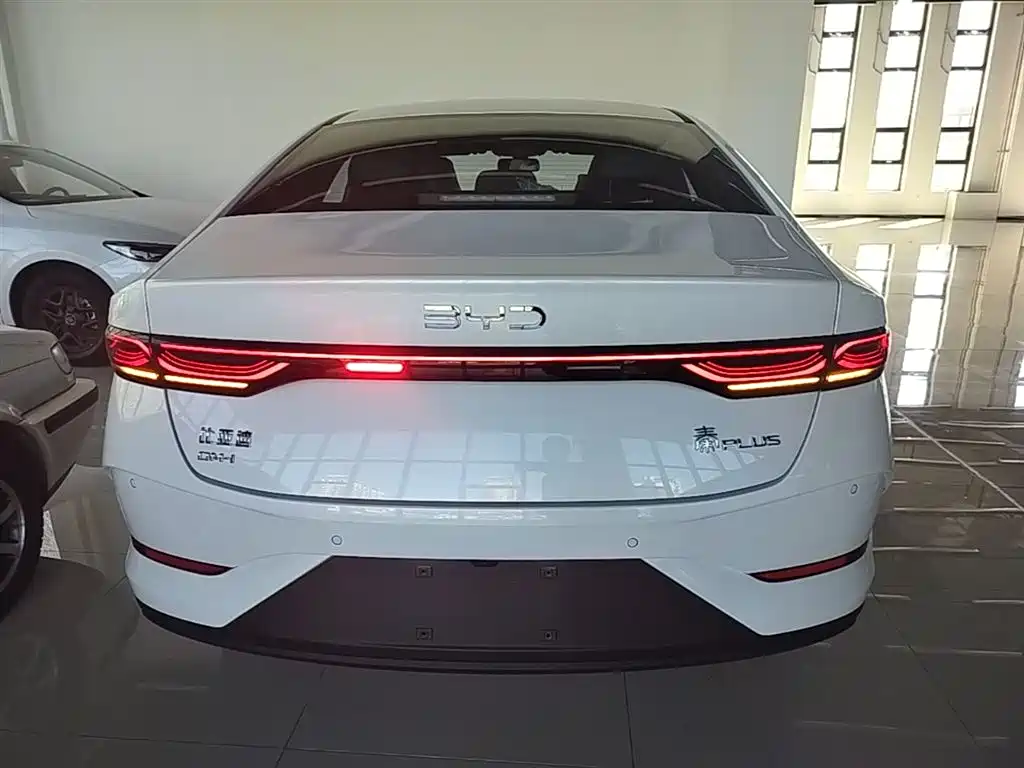 BYD Qin PLUS 2025 — фото 6