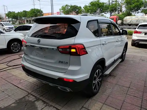 Dongfeng Jingyi X5 2017