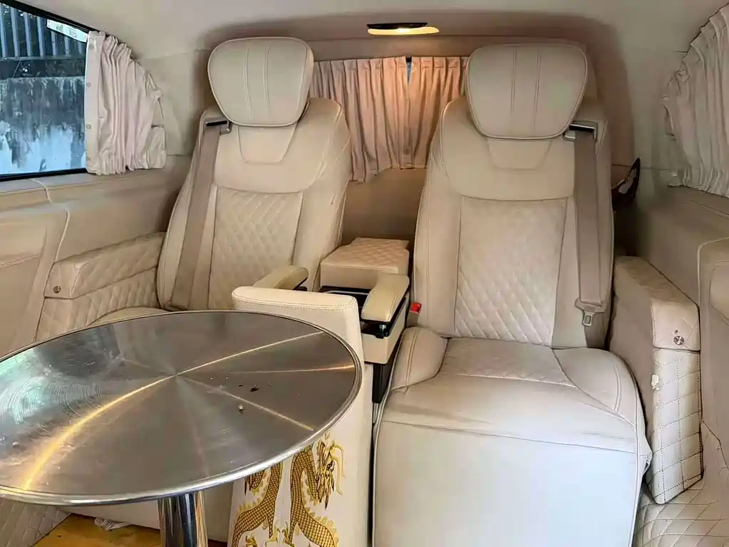 Mercedes-Benz Vito 2019 — фото 13