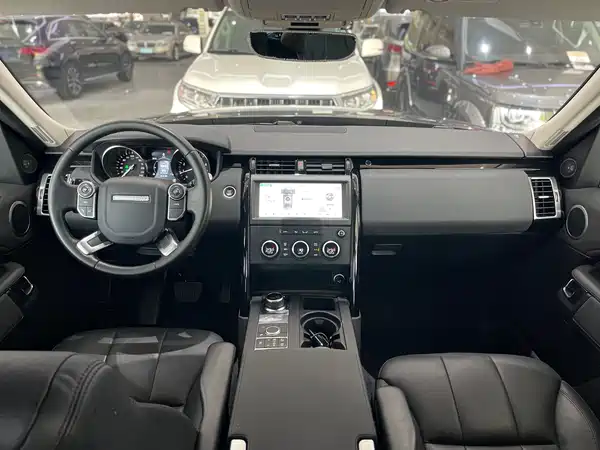 Land Rover Discovery 2018
