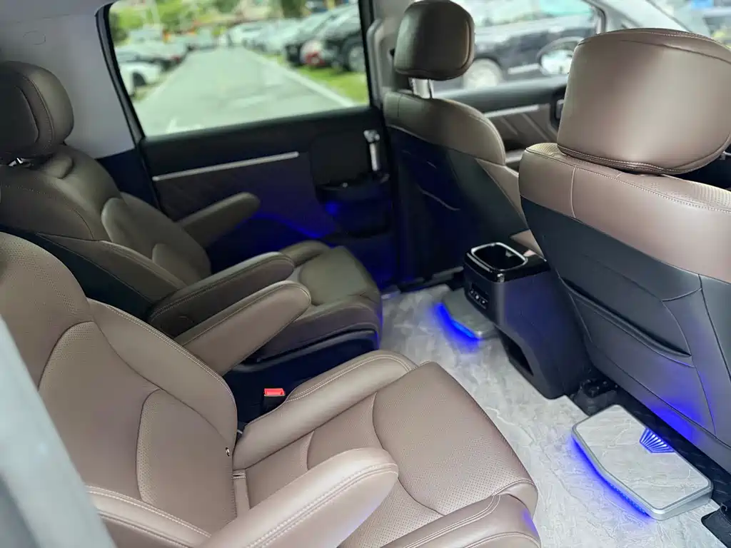 Wuling Starlight 730 EV 2025 — фото 23