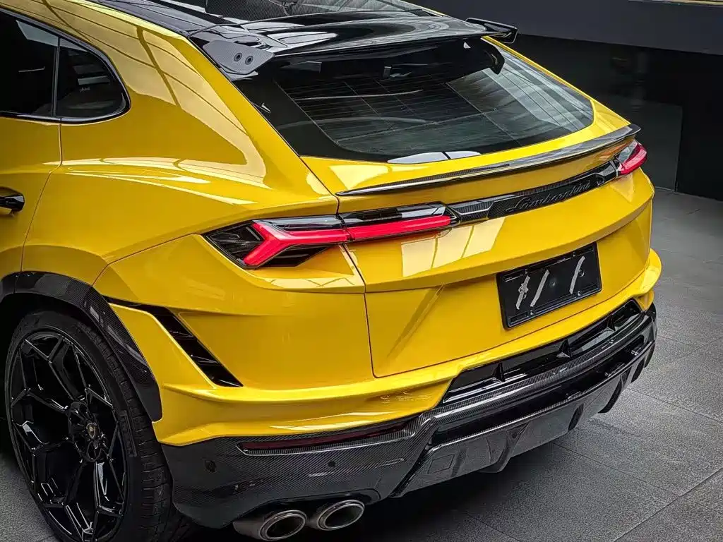 Lamborghini Urus 2023 — фото 5