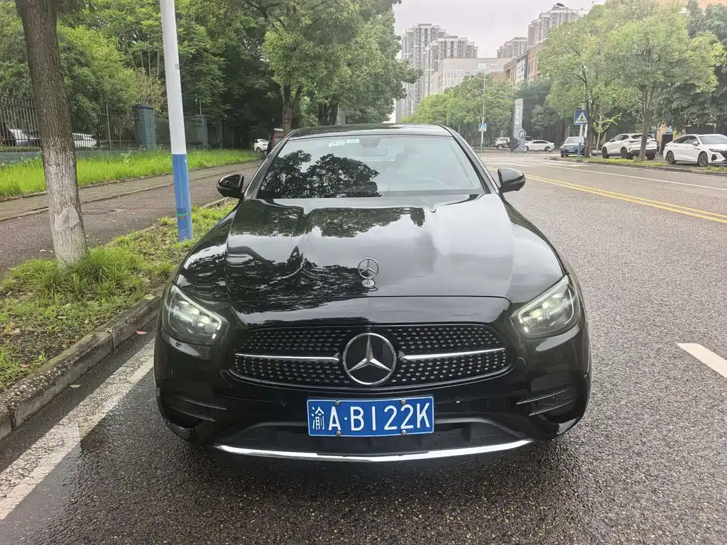 Mercedes-Benz E-Class 2022