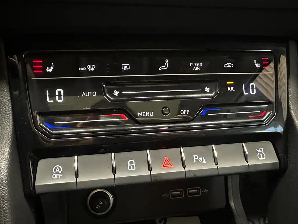 Skoda Karoq 2023 — фото 17