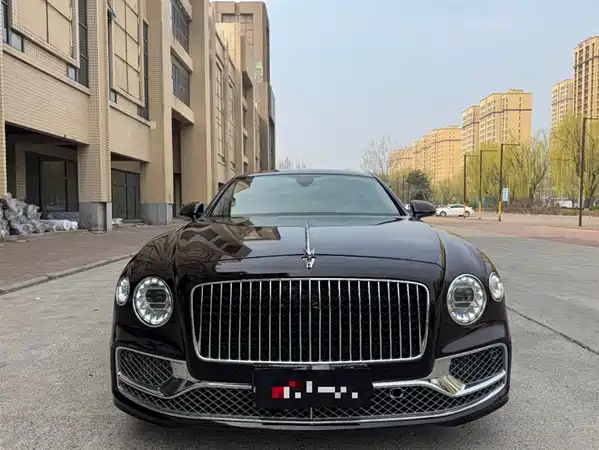Bentley Flying Spur 2024