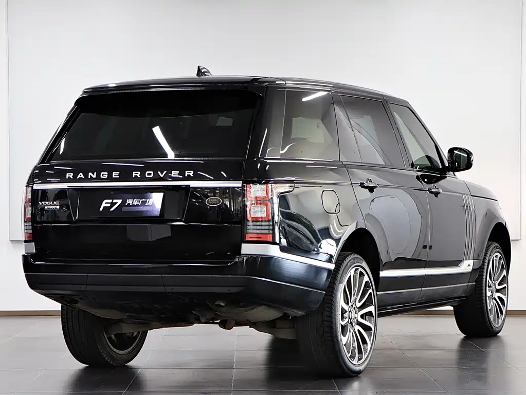 Land Rover Range Rover 2017 — фото 7