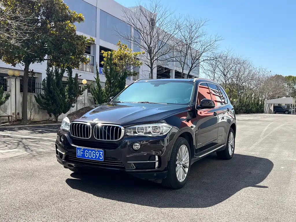 BMW X5 2017 — фото 1