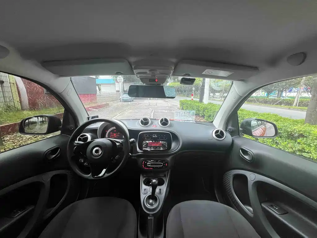 smart Fortwo 2016 — фото 8