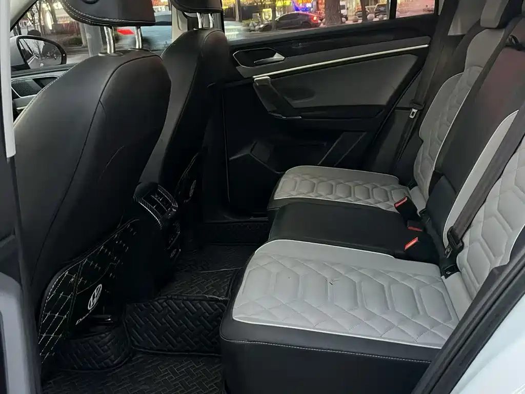 Volkswagen Tayron 2023