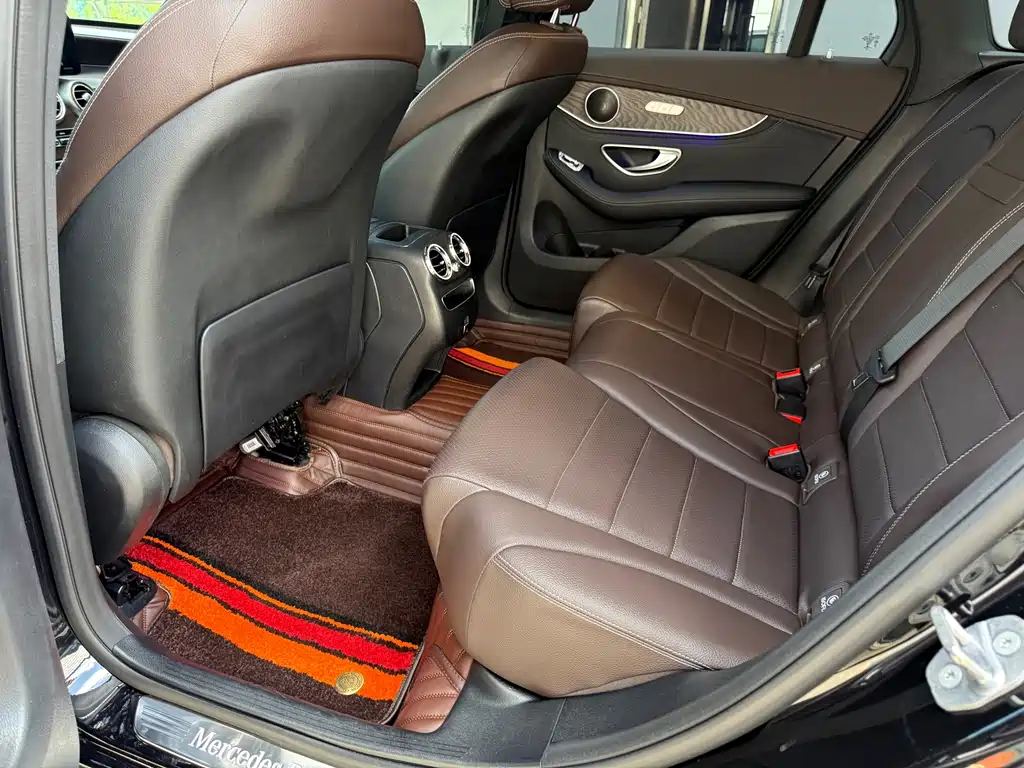 Mercedes-Benz GLC 2020 — фото 31