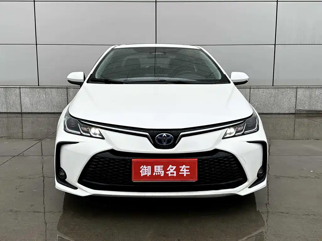 Toyota Corolla 2023 — фото 6