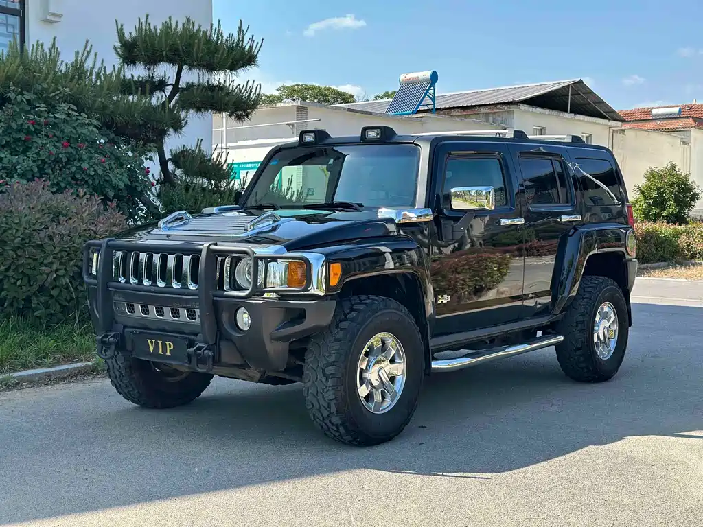 Hummer H3 2006 — фото 1