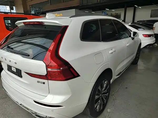 Volvo XC60 2023