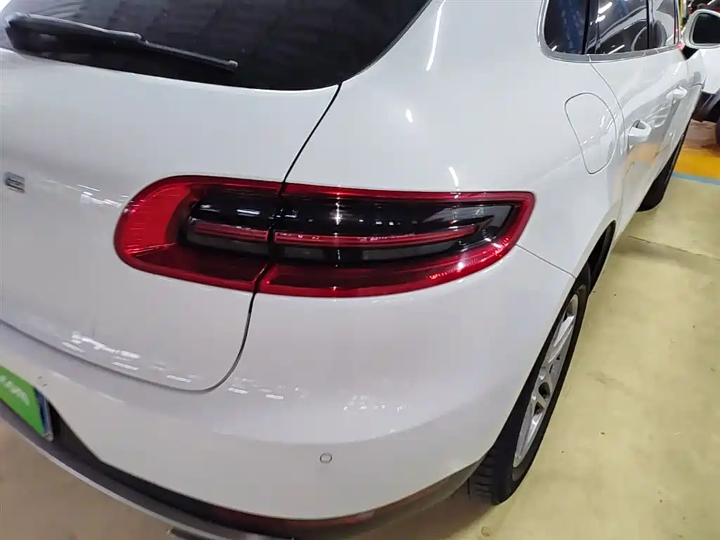 Porsche Macan 2018 — фото 8