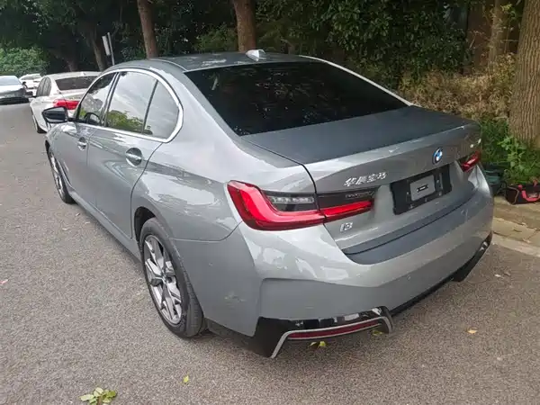 BMW i3 2024