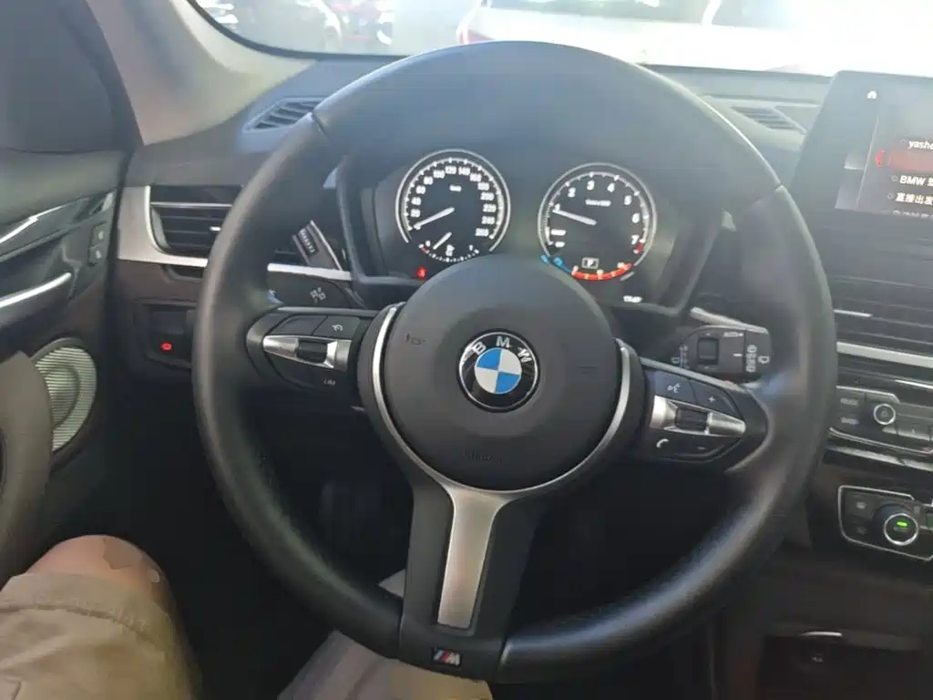 BMW X1 2023 — фото 11