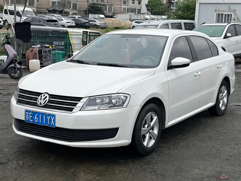 Volkswagen Lavida 2014