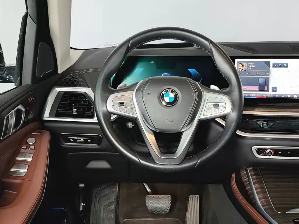 BMW X7 2025 — фото 8