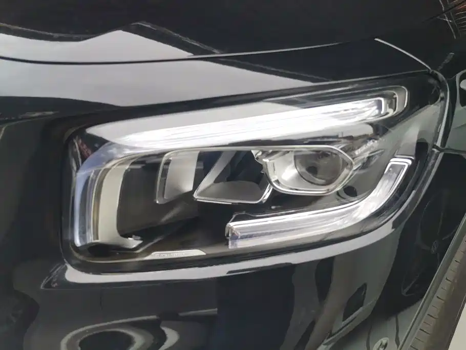 Mercedes-Benz GLB 2022