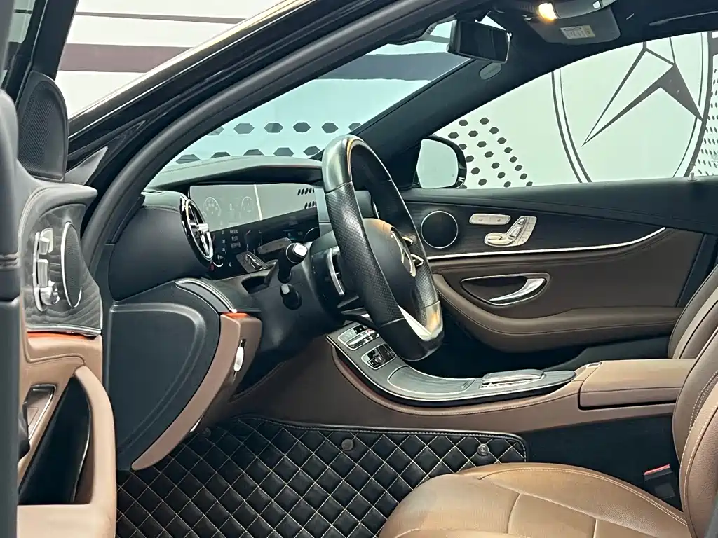 Mercedes-Benz E-Class 2021 — фото 6